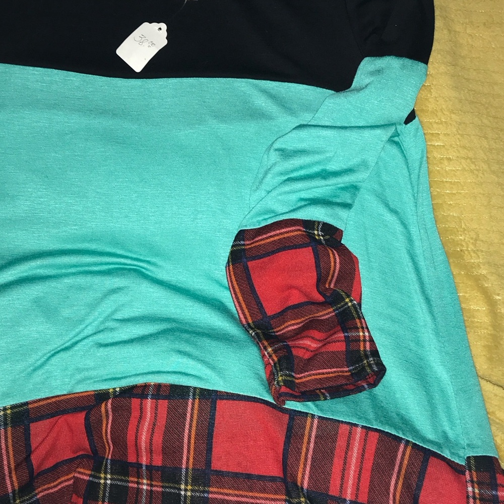 Elegant Black and Teal Women's Blouse with Lace Detail